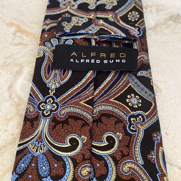 Alfred Sung 100% Silk Paisley Tie - Picture 3 of 6